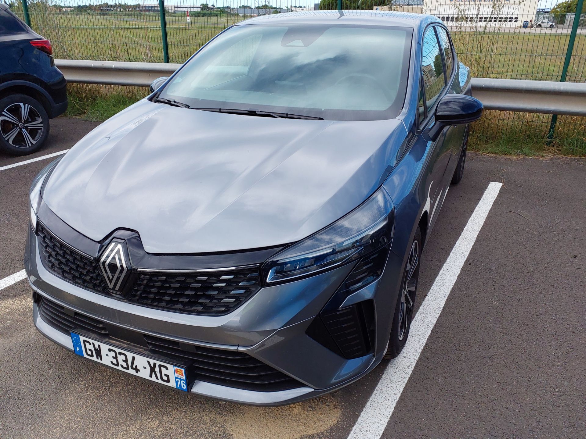 Renault CLIO TCE 90 FR TECHNO