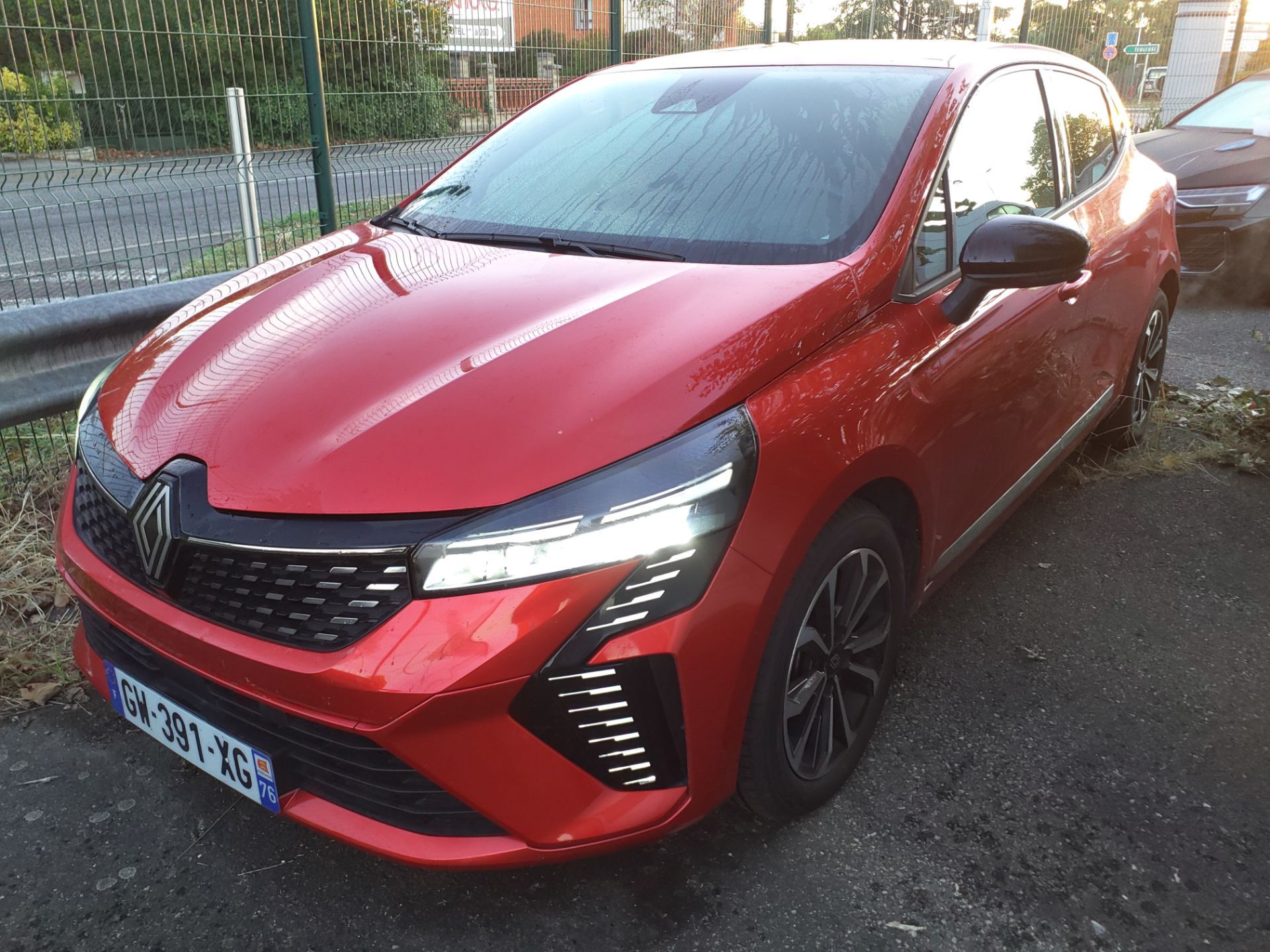 Renault CLIO TCE 90 FR TECHNO