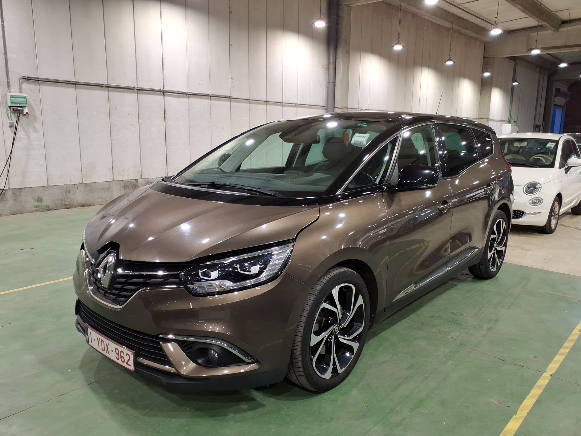 RENAULT GRAND SCENIC 1.7 BLUE DCI 120 EDC BOSE EDITION 7P