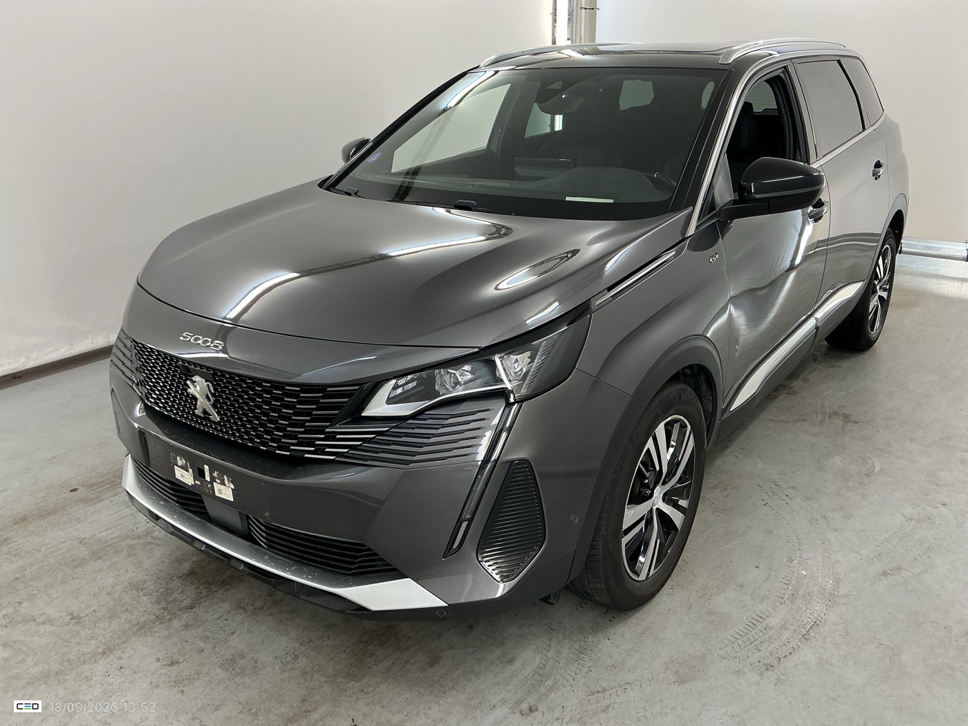 PEUGEOT 5008 1.2 PURETECH 130 GT de ocasión