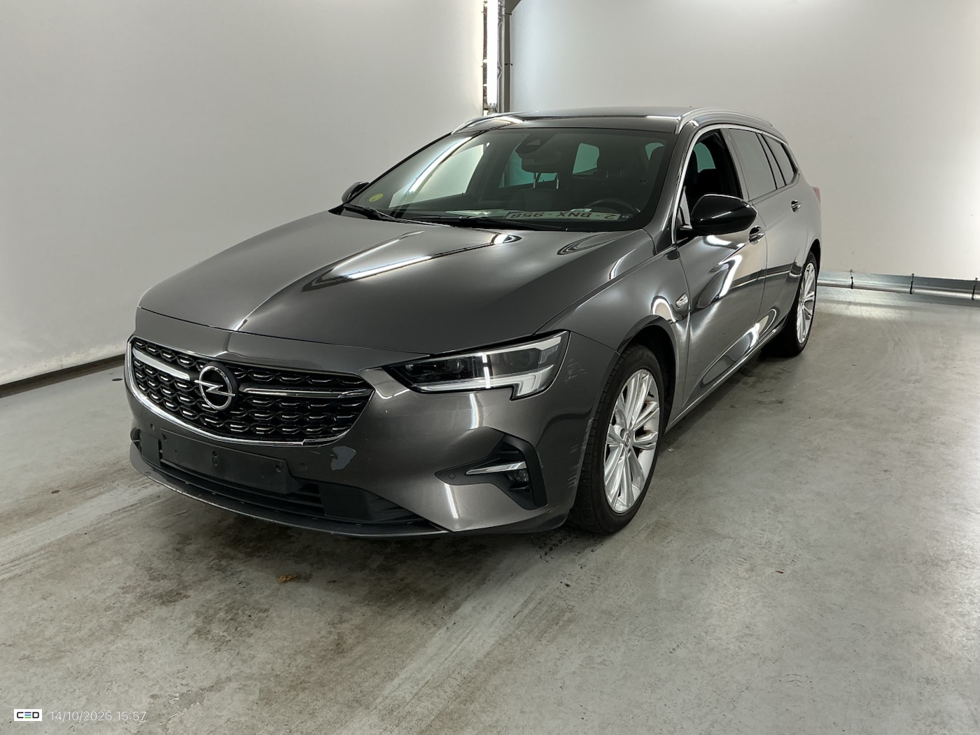 OPEL INSIGNIA SPORTS TOURER 2.0 TURBO D 128KW S-S BUSINESS ELEG AT8 de ocasión