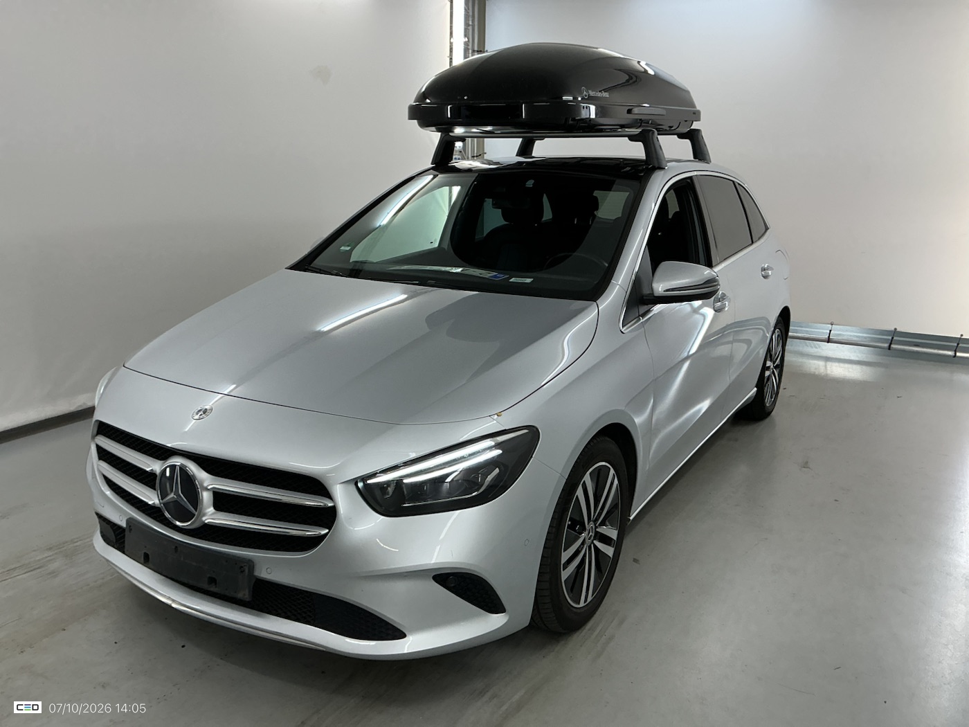 MERCEDES-BENZ B-Klasse 1.3 B 180 BUSINESS SOLUTION de ocasión