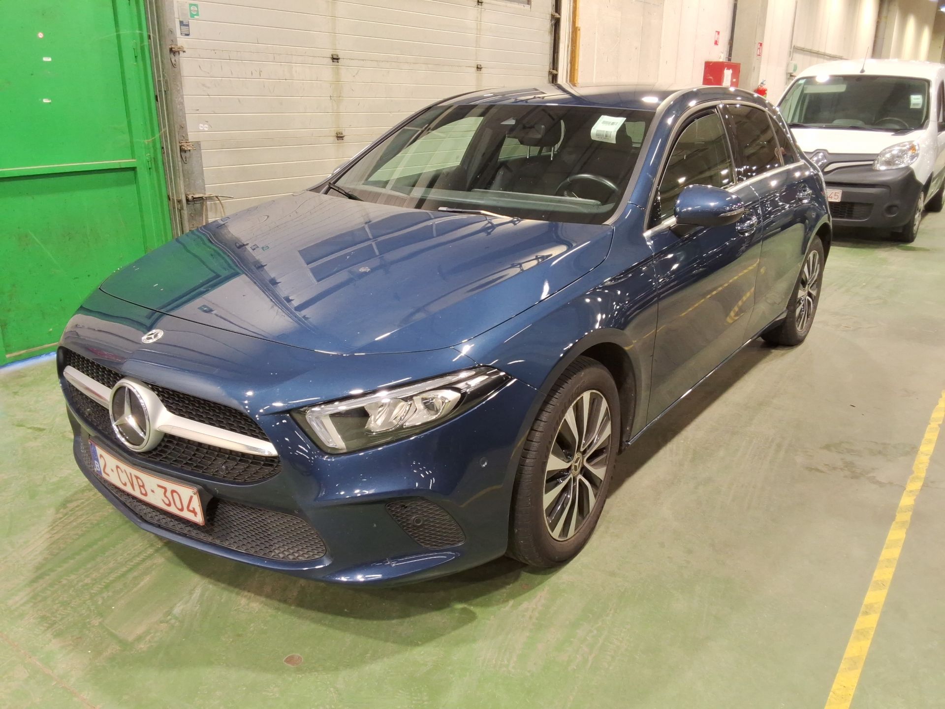 MERCEDES-BENZ A-CLASS 1.3 A 250 E DCT BUSINESS SOLUTION