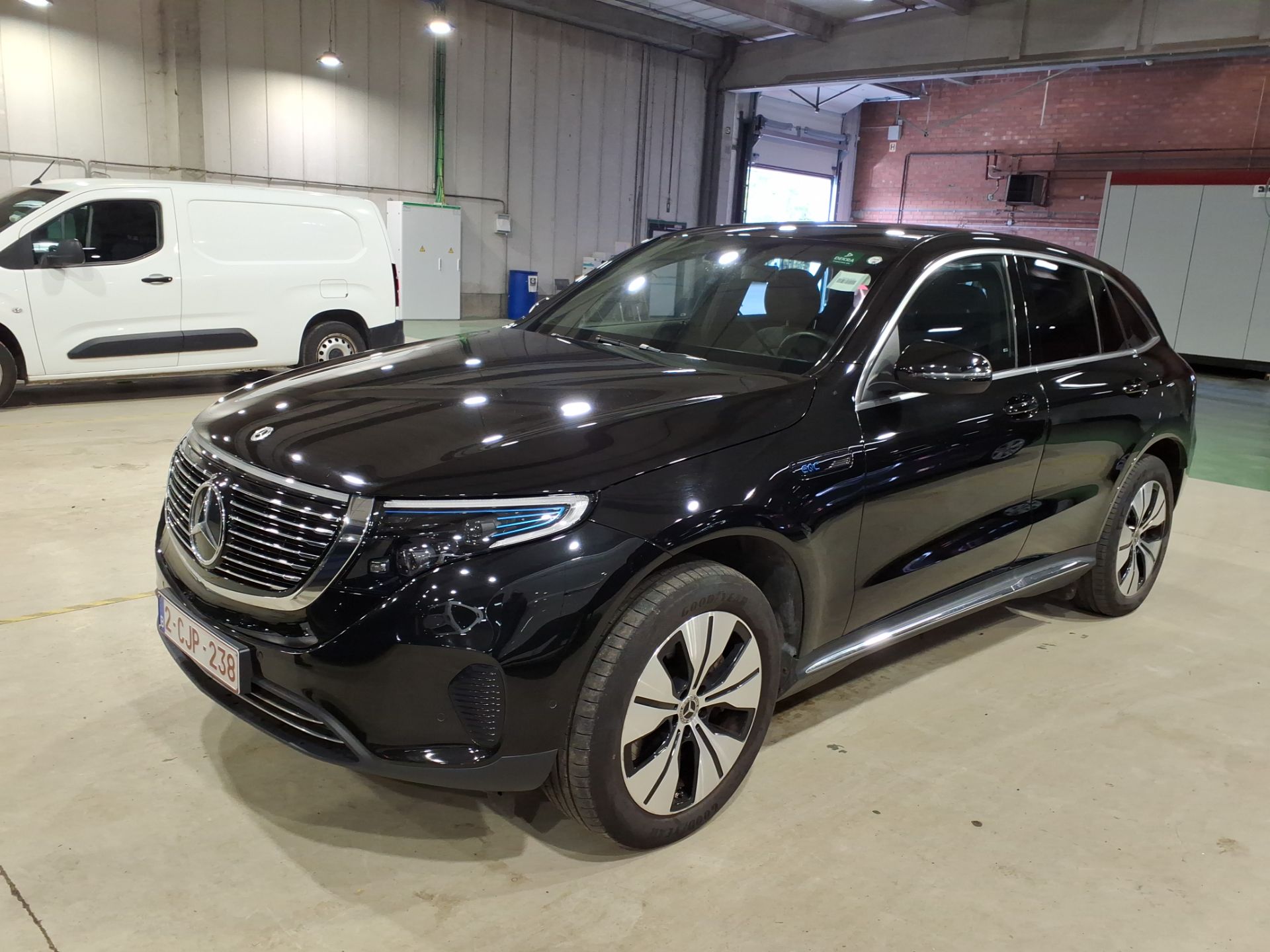MERCEDES-BENZ EQC BEV 80KWH EQC 400 4M BUSINESS SOLUTION de ocasión
