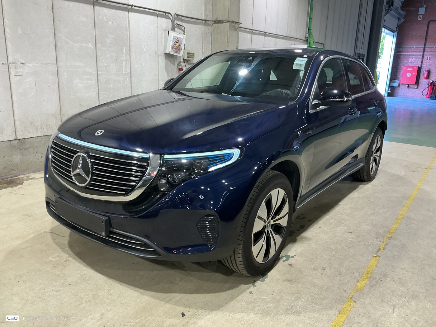 MERCEDES-BENZ EQC BEV 80KWH EQC 400 4M BUSINESS SOLUTION