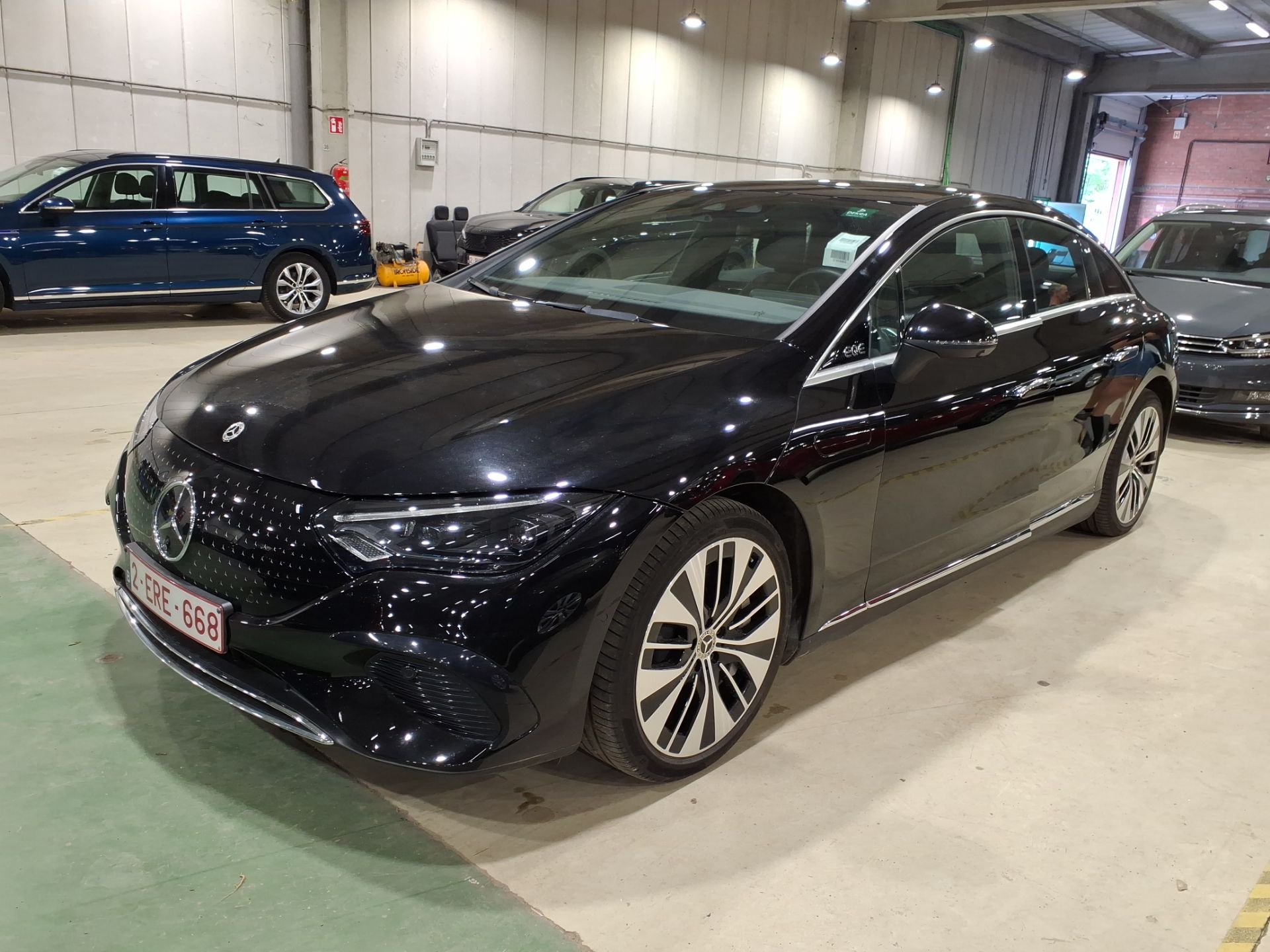 MERCEDES-BENZ EQE BEV EQE 300 LUXURY LINE AUTO