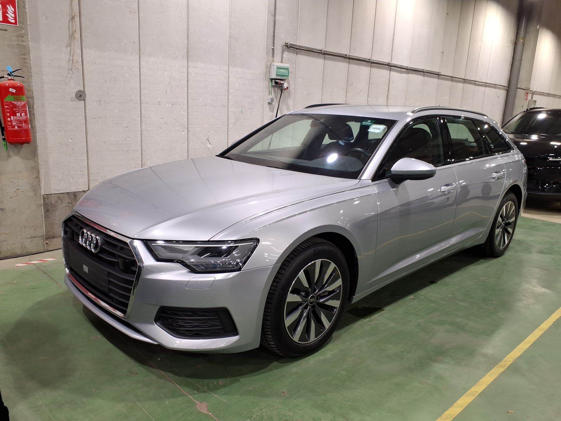 AUDI A6 AVANT 2.0 TDI 35 S TRONIC BUSINESS ED ATTR de ocasión