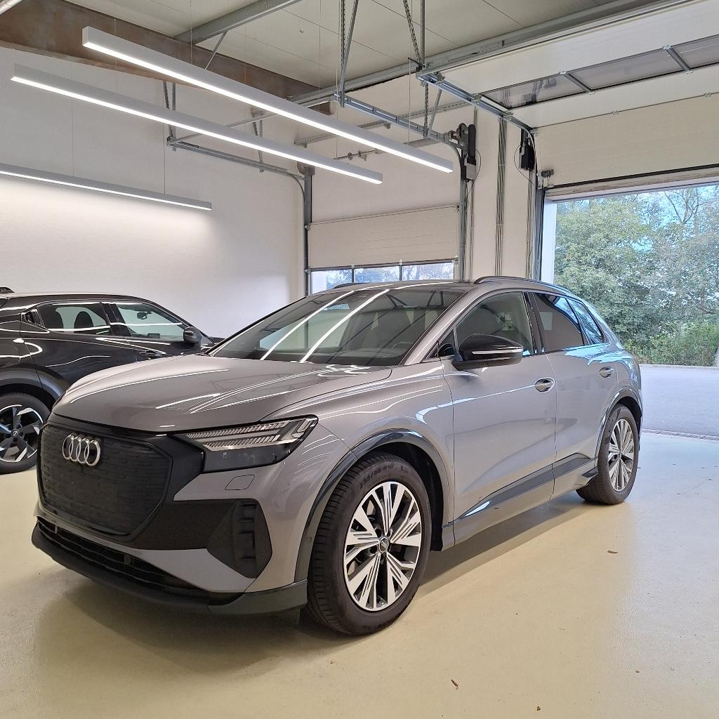 AUDI Q4 40 82KWH 204 CV Premium Pack, Sieges Sport, Matrix LED