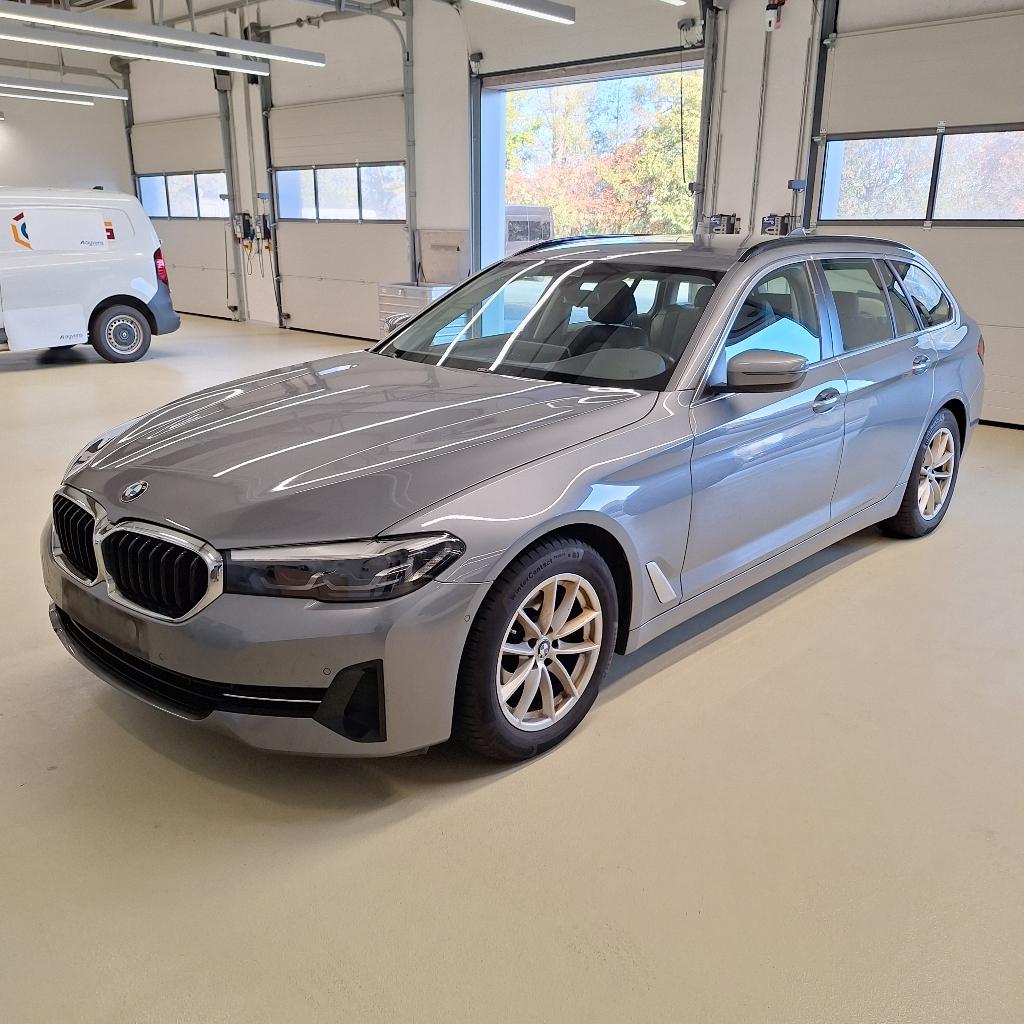 BMW 5 SERIES TOURING 2.0 520I 135KW TOURING AUTO