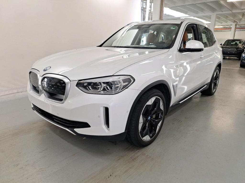 BMW IX3 80KWH AUTO