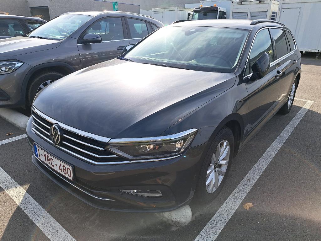 VOLKSWAGEN Passat 1.6 TDI SCR MSQ VARIANT STYLE BUSINESS de ocasión