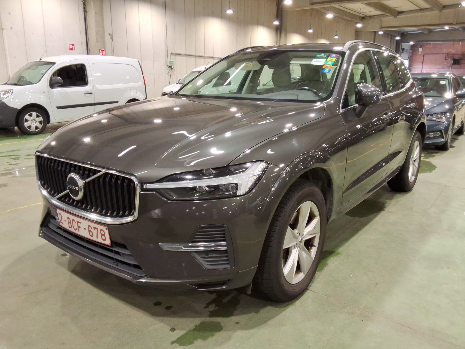VOLVO XC60 2.0 B4 D MHEV MOMENTUM PRO AUTO