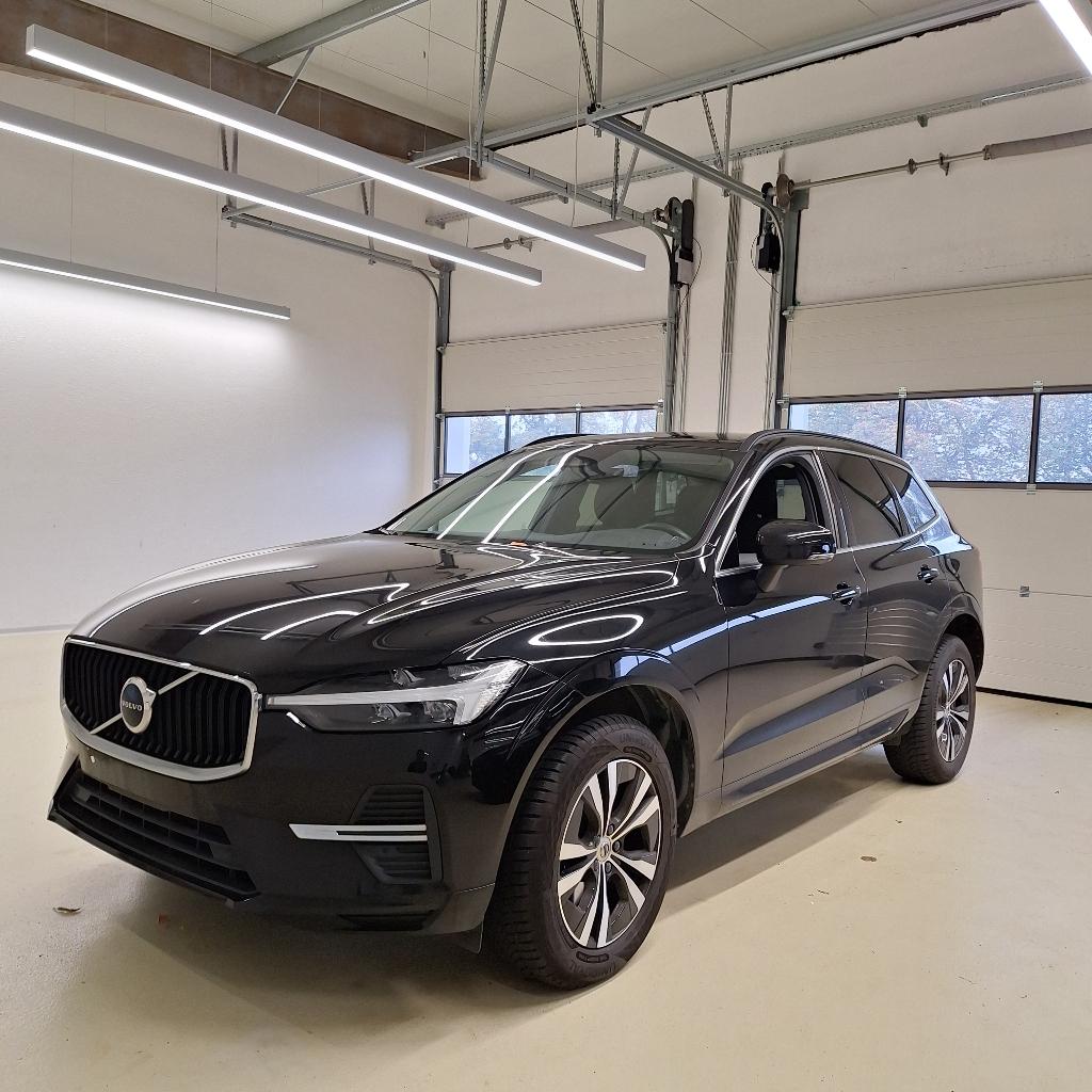 VOLVO XC60 B4D MOMENTUM PRO AUTO 197 CV Packs; Business; Winter; Park assist; GPS