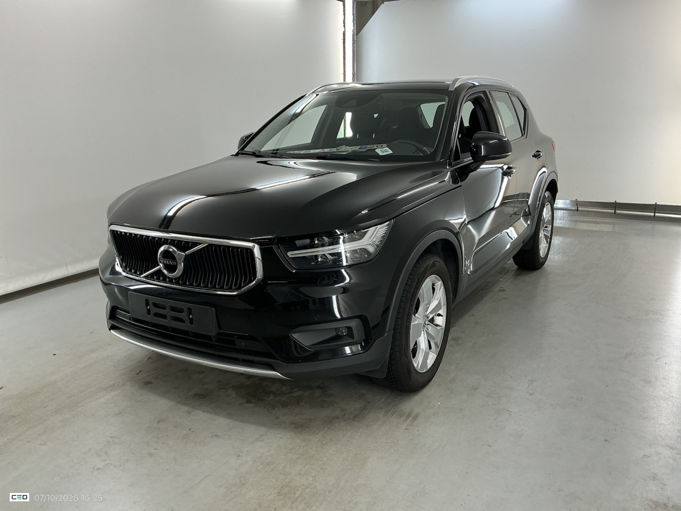 VOLVO XC40 1.5 T3 MOMENTUM PRO de ocasión